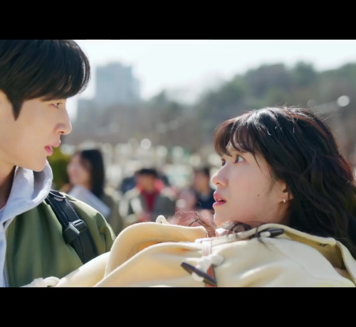 كيم هاي-يون تعود بالزمن في "الراكضة اللطيفة"